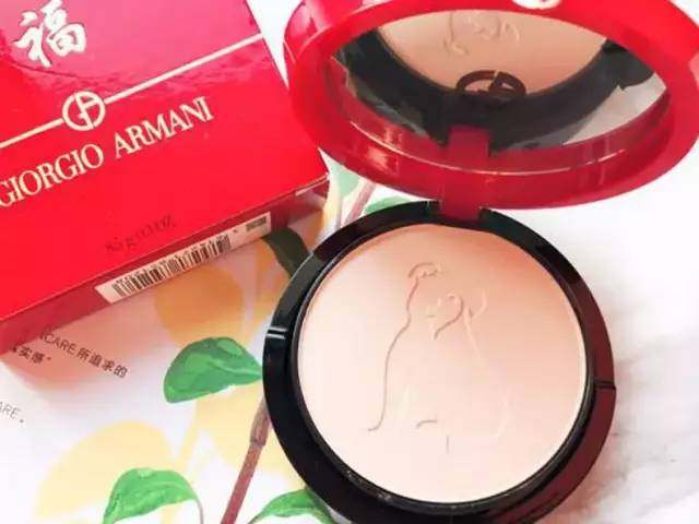 关于狗狗的彩妆,汪星人排队凑热闹