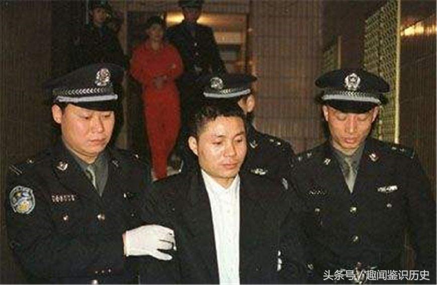 张君共杀了多少人,杀28人的悍匪张君