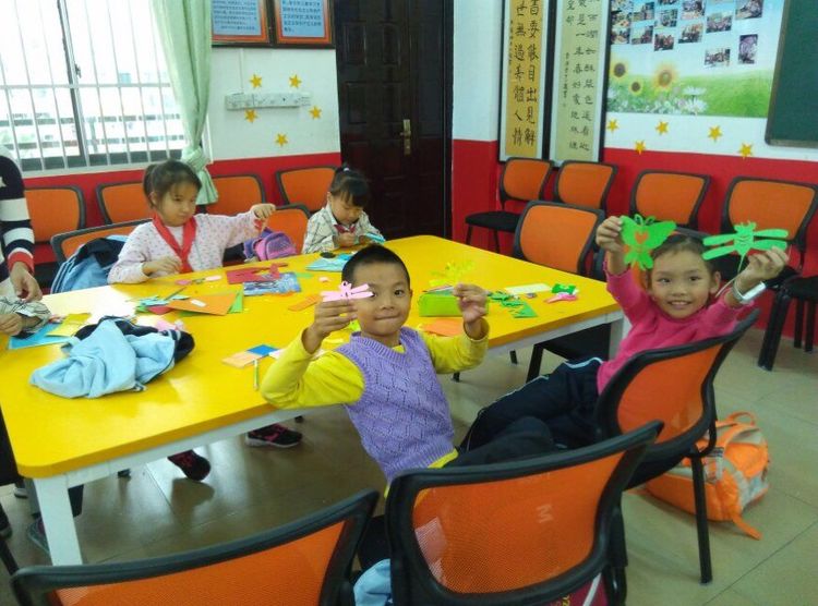 学生成长的沃土师生眷恋的乐园一一八桂绿城小学2017年工作汇报