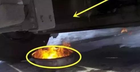 柴油油箱冻了怎么快速解冻,火烤油箱解冻视频大全