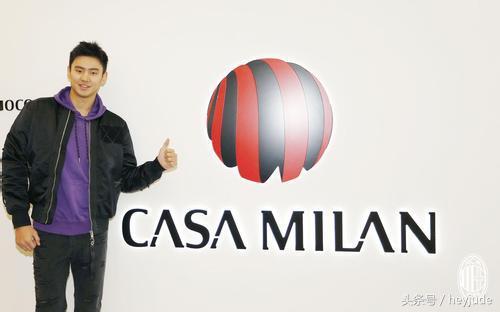 ac米兰粉丝数,ac米兰死忠球迷图像