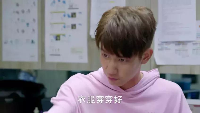 灰姑娘的故事说100年不厌，还不是心里怀揣一个李泽言么