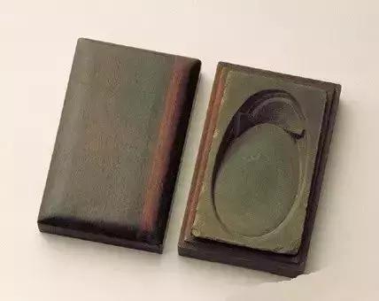 故宫博物院藏乾隆御用朱批砚,故宫博物院藏乾隆御用朱批紫砂砚