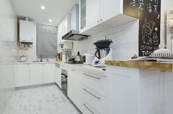 朋友新家第一次登门送点什么呢,阳台百叶门效果图大全