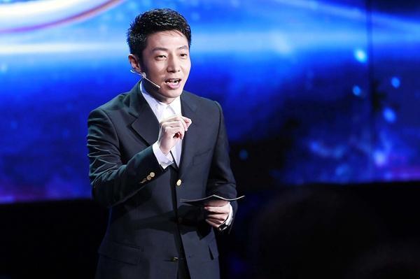 何炅年薪,何炅年薪多少