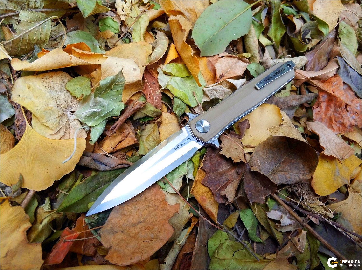 有没有一款双刃刀具，既是*刀折**，又能兼具捅刺和切削的优点呢？