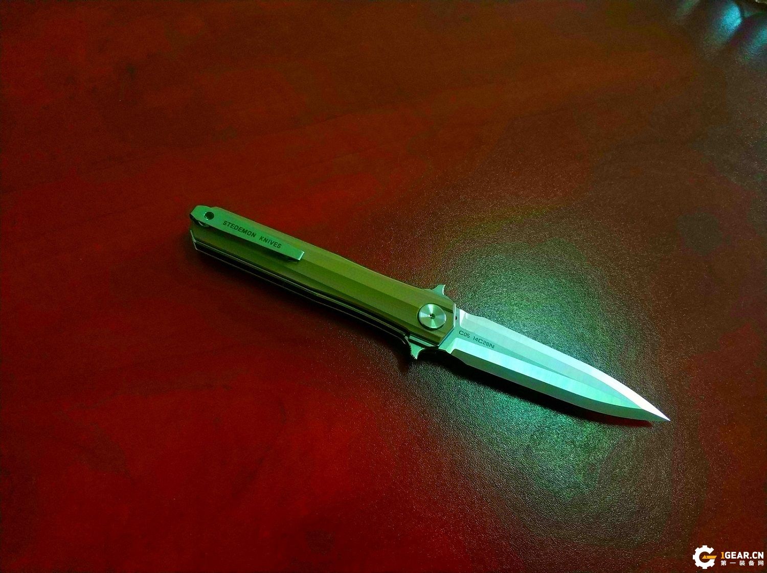 有没有一款双刃刀具，既是*刀折**，又能兼具捅刺和切削的优点呢？