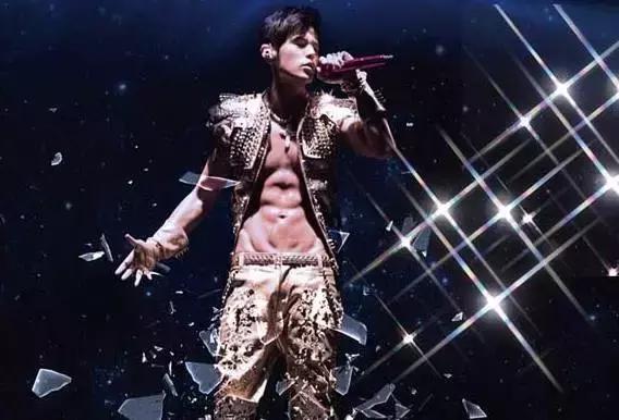 周杰伦戴卡西欧片段,周杰伦卡西欧图片