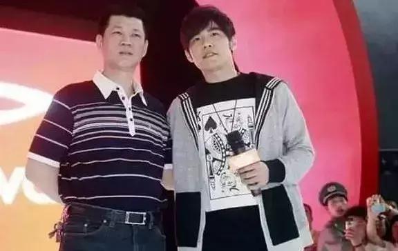 德尔惠allmyway,德尔惠ontheway鞋子