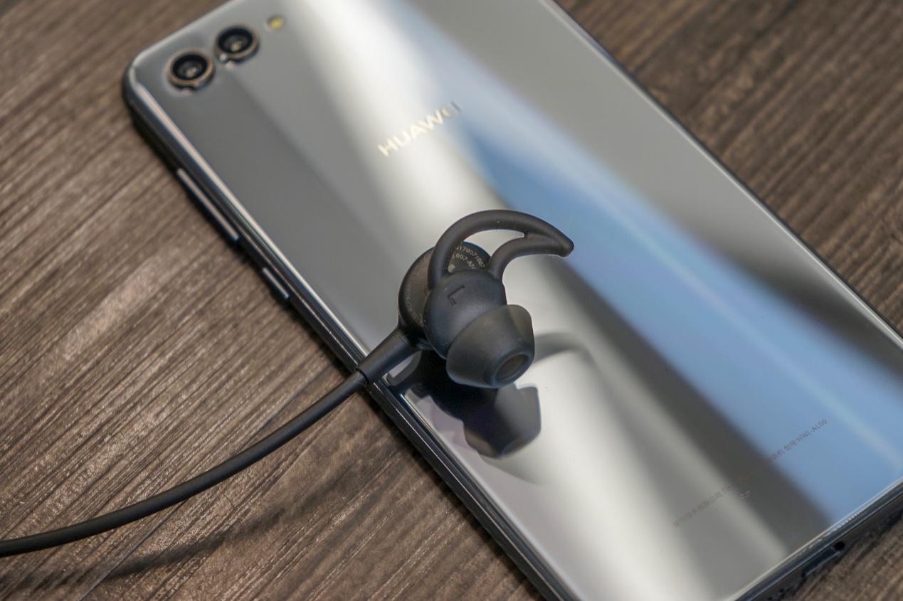 boseqc30降噪耳机开不了机,boseqc30坏了值得修吗