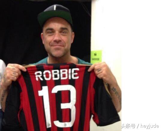 ac米兰粉丝数,ac米兰死忠球迷图像