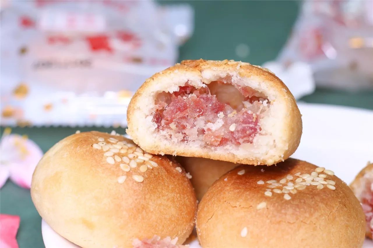 送礼就送鲜花饼,送礼送嘉华的鲜花饼