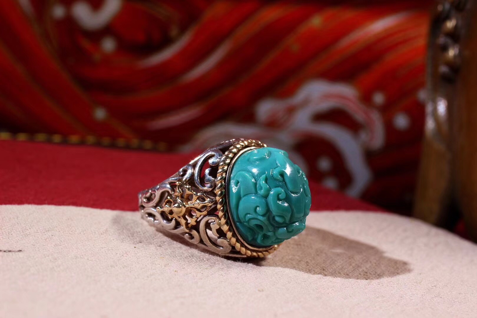 北工牙雕大师作品,喀什纯黄铜手工制作戒指