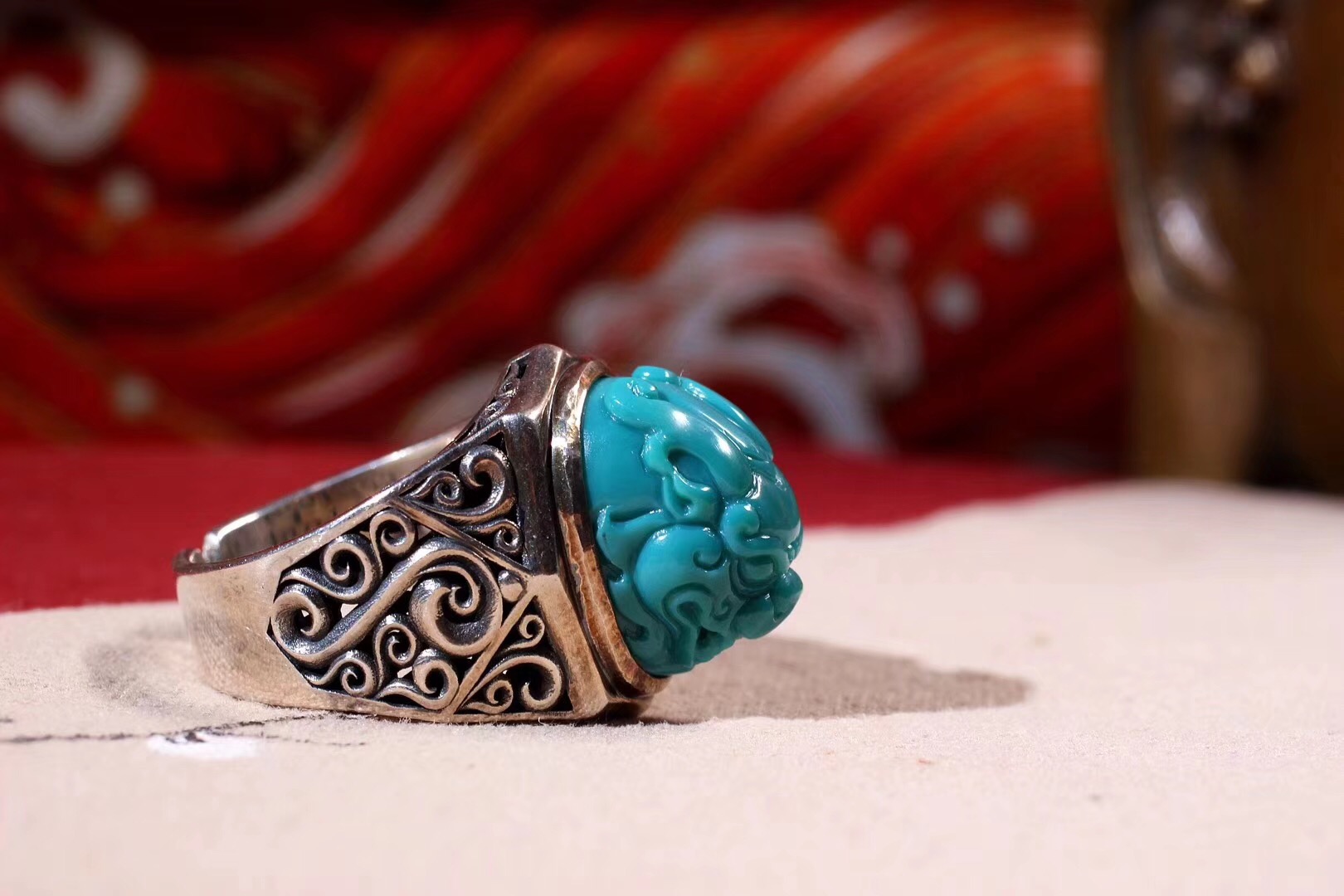 北工牙雕大师作品,喀什纯黄铜手工制作戒指