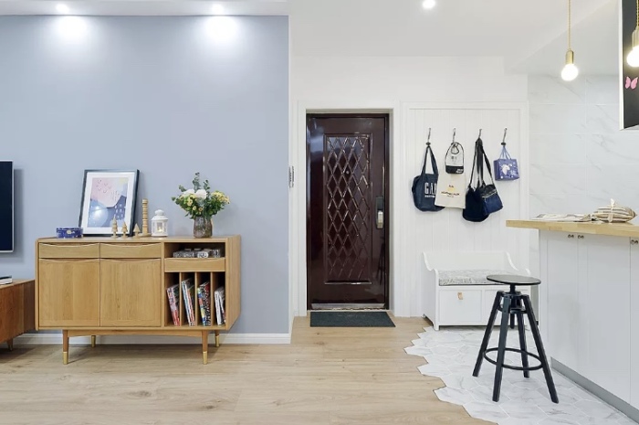 朋友新家第一次登门送点什么呢,阳台百叶门效果图大全