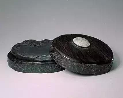 故宫博物院藏乾隆御用朱批砚,故宫博物院藏乾隆御用朱批紫砂砚