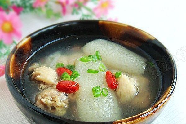 又是一年中最好的进补时节,竹荪最滋补吃法