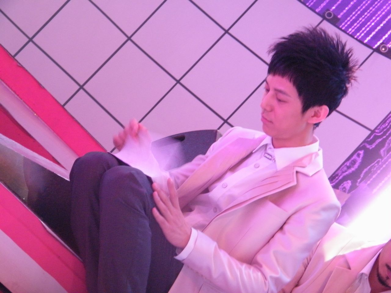 何炅年薪,何炅年薪多少