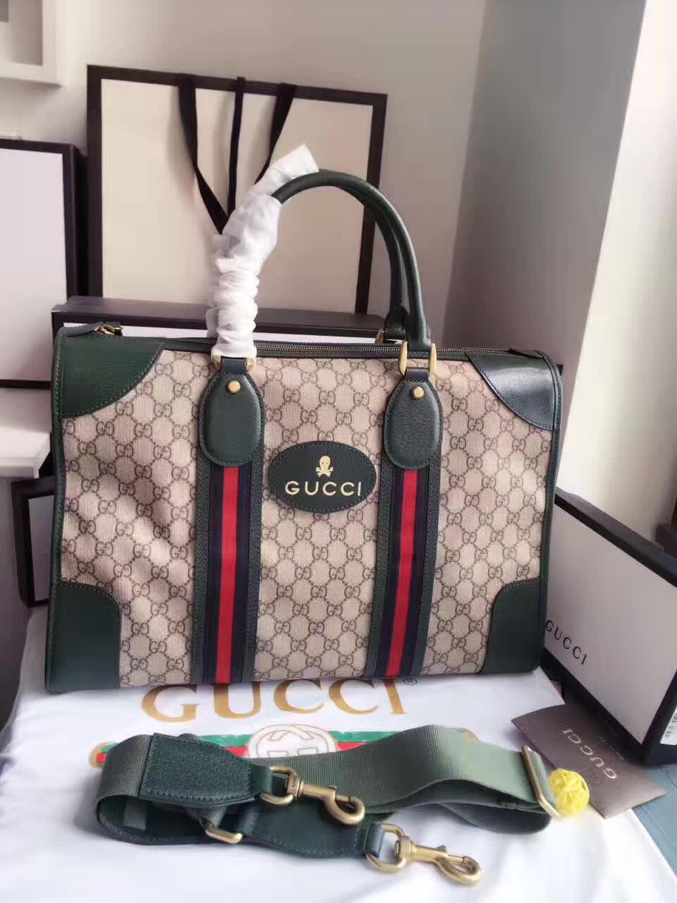 大家买奢侈品包包的感受聊聊,初次买奢侈品包推荐