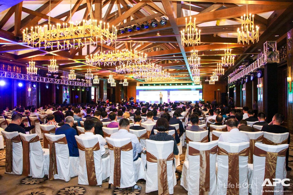 施耐德it业务,施耐德电气战略合作伙伴