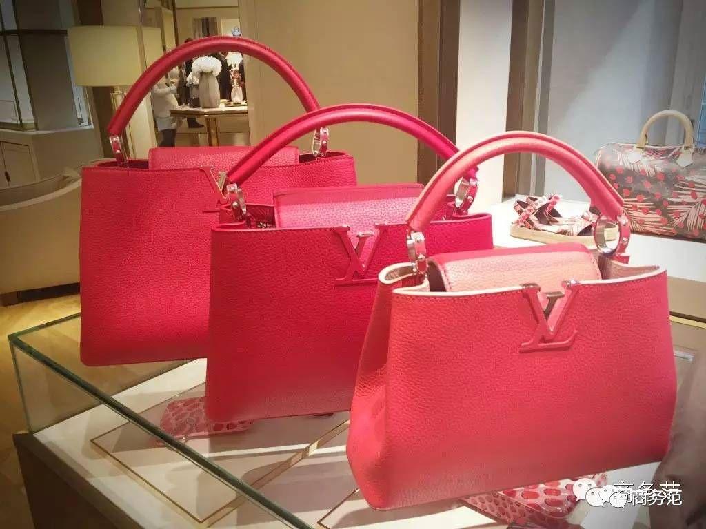 18年流行的女人包包,适合18岁女生的名牌包包