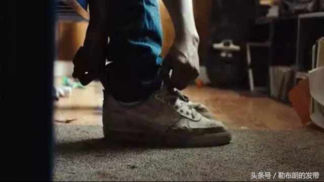 尊严不是一双球鞋能给你的,自强才最重要,看完《KICKS》我哭了