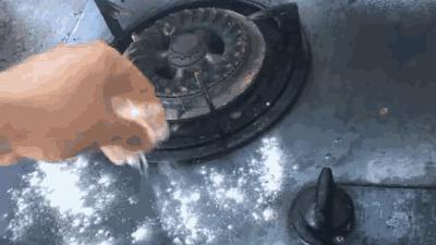 厨房大扫除去油污,厨房卫生大扫除