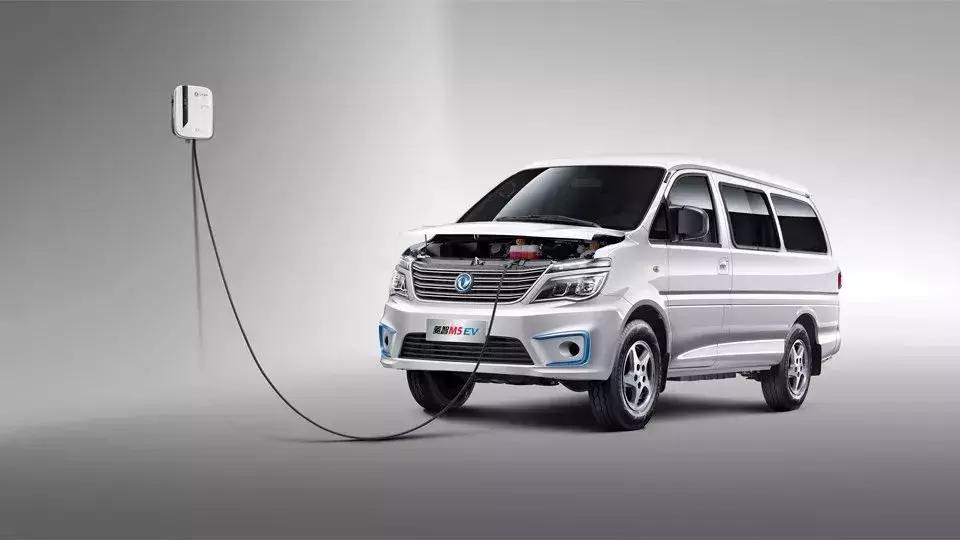 家用电动mpv性价比最高的车,电动7座mpv续航1000公里