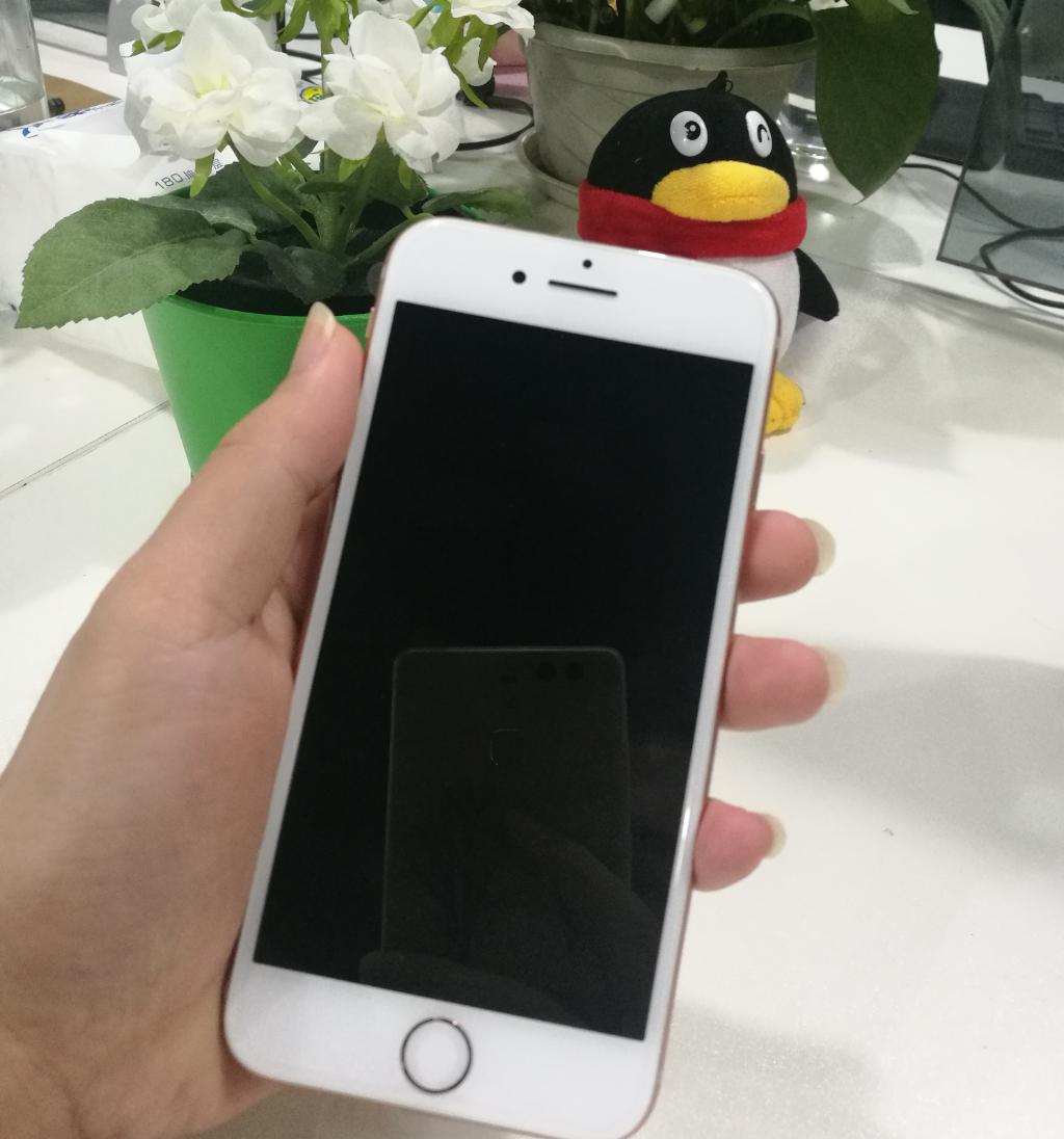 iPhone8真实详细测评,这会是乔布斯喜欢的iPhone?