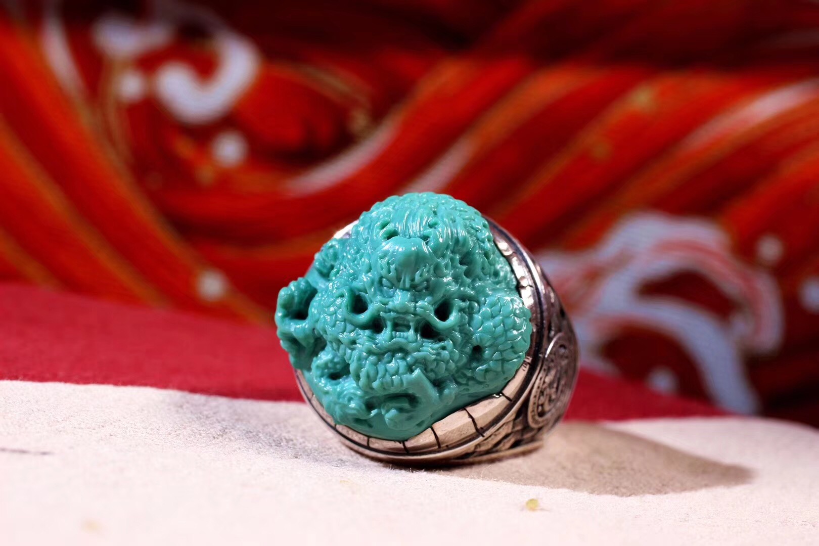 北工牙雕大师作品,喀什纯黄铜手工制作戒指