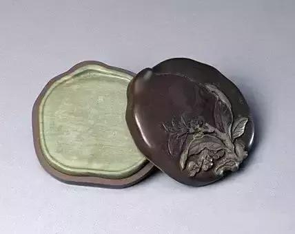 故宫博物院藏乾隆御用朱批砚,故宫博物院藏乾隆御用朱批紫砂砚