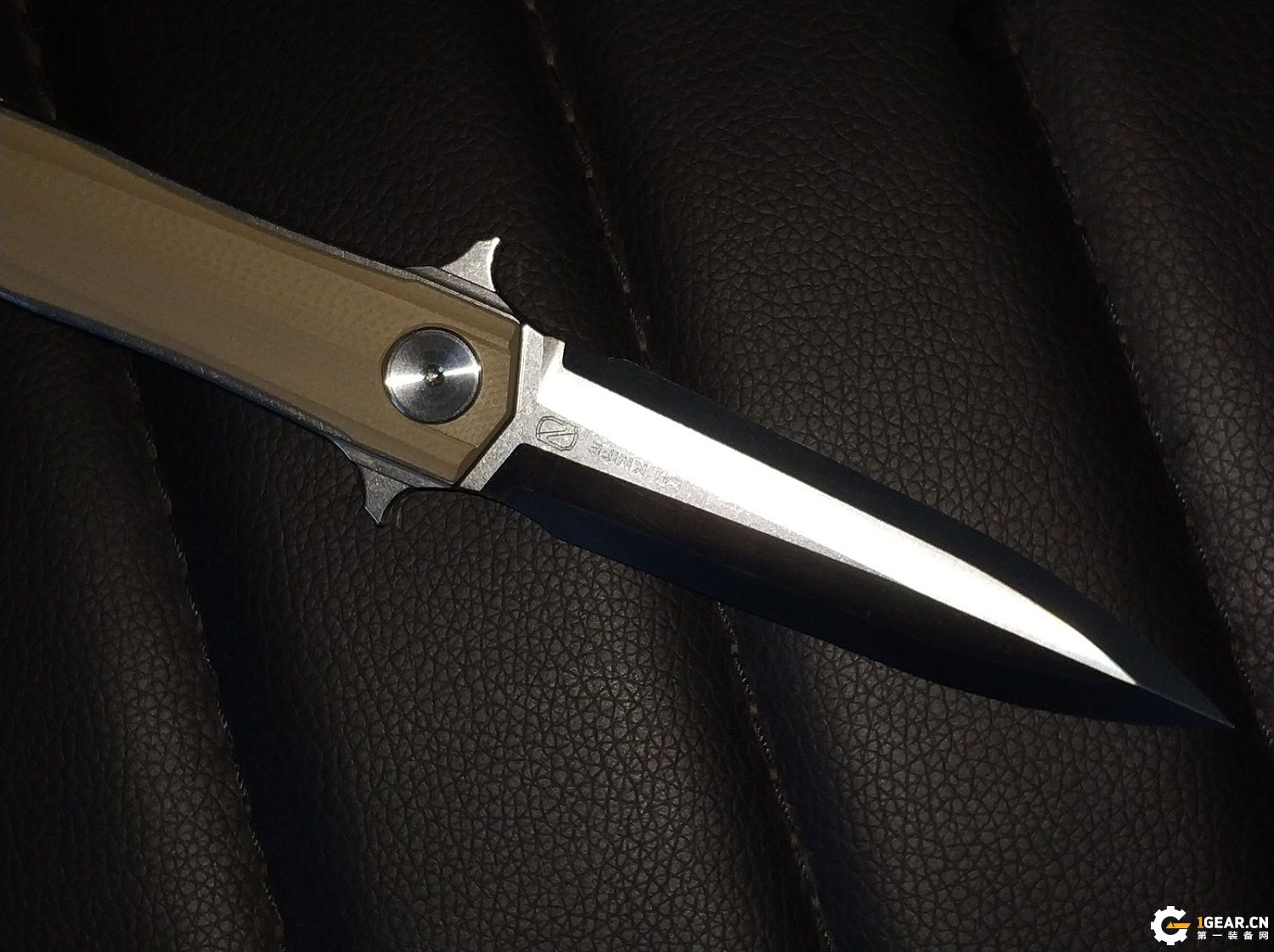 有没有一款双刃刀具，既是*刀折**，又能兼具捅刺和切削的优点呢？