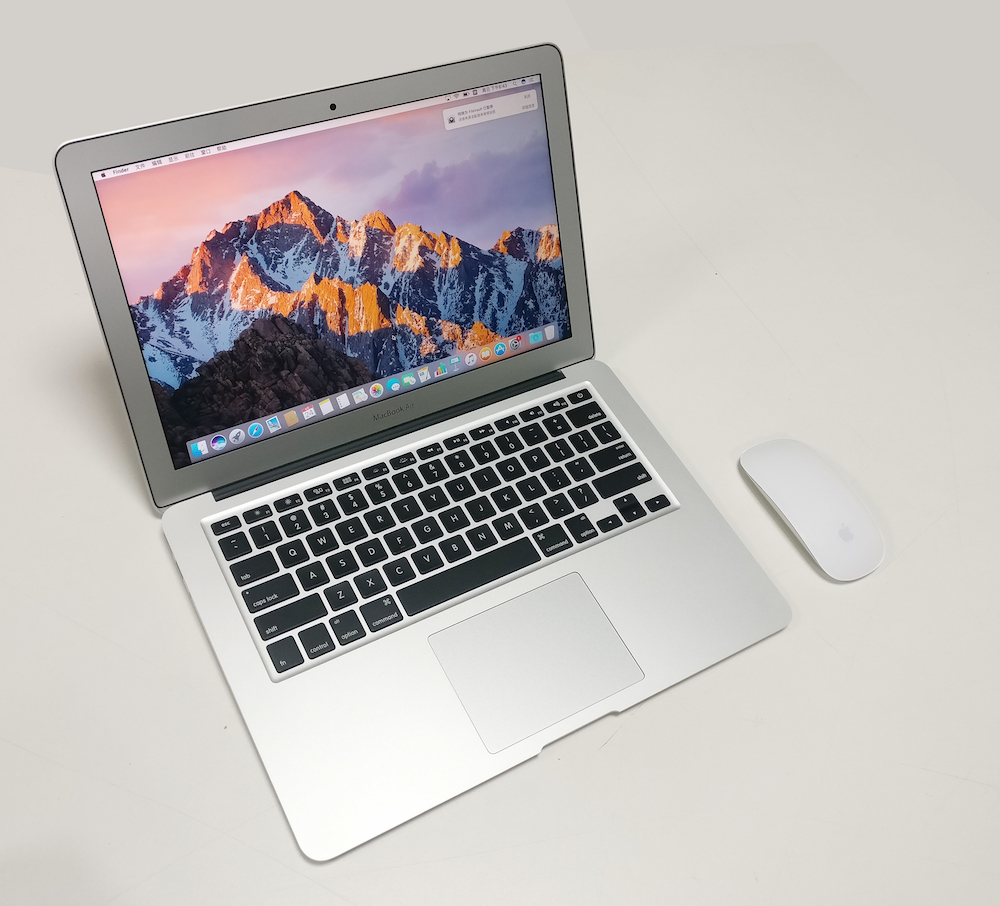 买macbookairm2还是20款prom1,买macbookair好还是imac