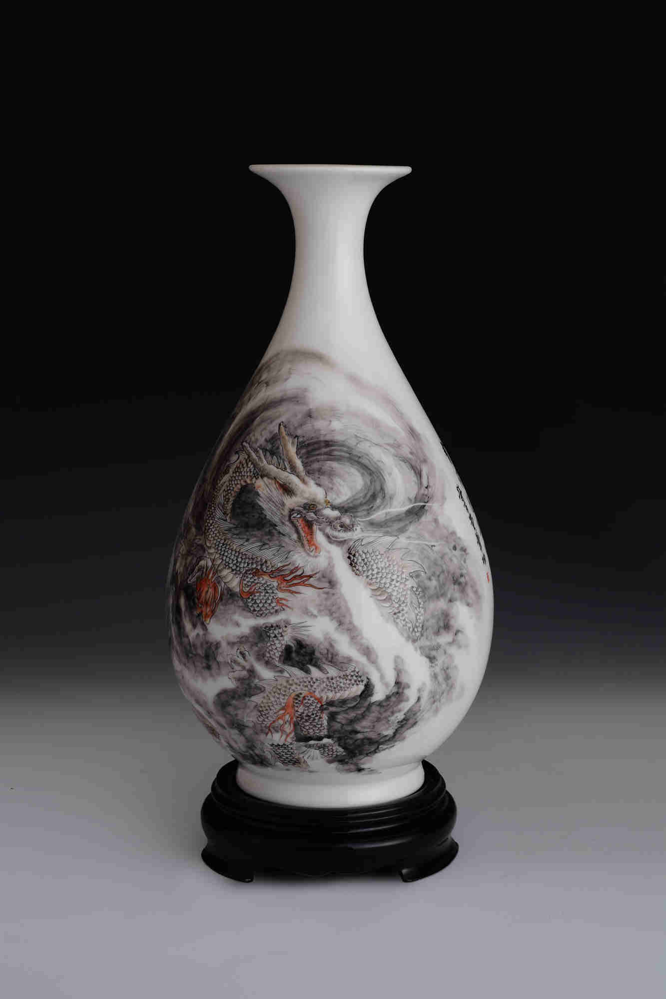 五彩纹龙凤瓷瓶,景德镇十二生肖瓷瓶