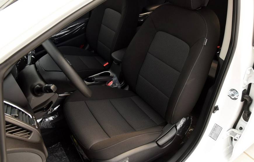 10万起步的韩系车,月销1.8万台,居然没有车身稳定系统?