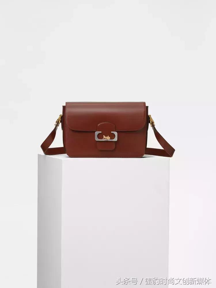 「蜜豹时尚」年终奖即将来袭，是时候给自己买个奢侈的包包了！