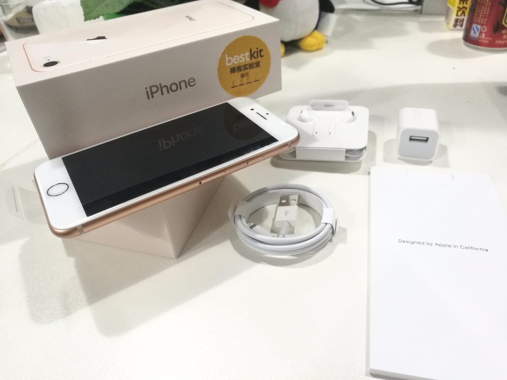 iPhone8真实详细测评,这会是乔布斯喜欢的iPhone?