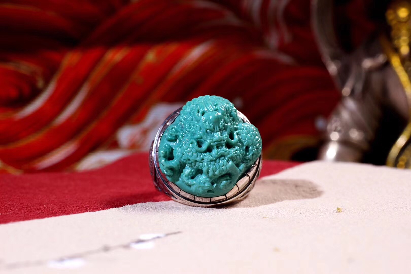 北工牙雕大师作品,喀什纯黄铜手工制作戒指