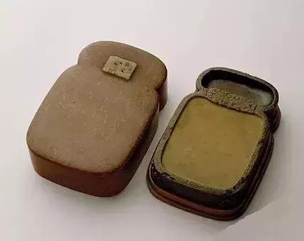 故宫博物院藏乾隆御用朱批砚,故宫博物院藏乾隆御用朱批紫砂砚