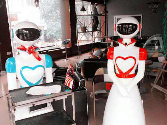 餐饮十条打动客人的服务妙招,特色餐饮策划可提升餐厅回头率