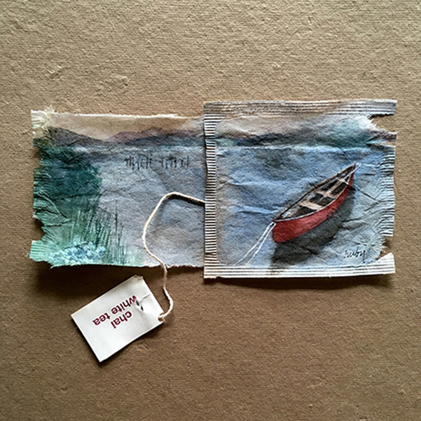 在红宝石银色的“茶包”上出现伦勃朗手持自拍杆