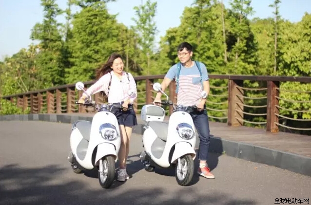 第一眼就爱上了她完整版,第一眼就爱上了西藏