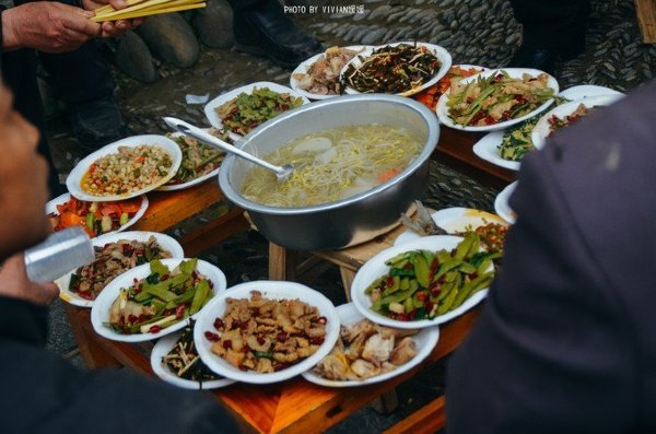 跟着圣玉去旅行，做一个水姑娘