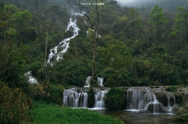 跟着圣玉去旅行，做一个水姑娘