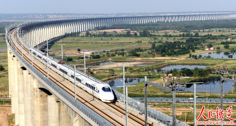 中铁上海局：5年风雨路，一部创业史