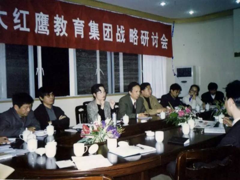 关于学校前世今生的第一段话,母校的前世今生