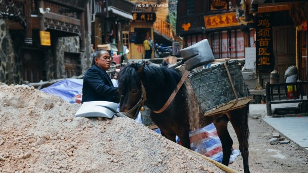 跟着圣玉去旅行，做一个水姑娘