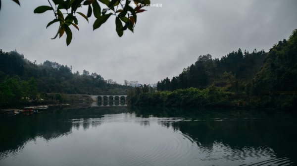 跟着圣玉去旅行，做一个水姑娘