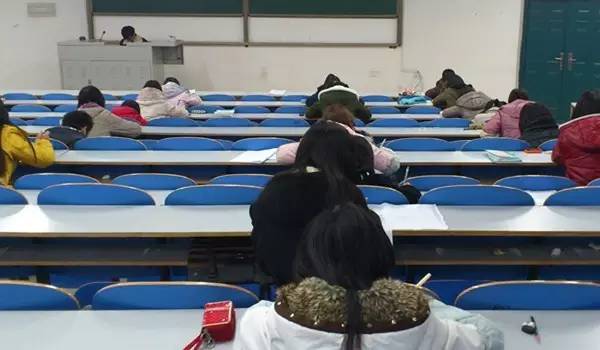 弹幕游戏招人最新视频,弹幕游戏招聘套路