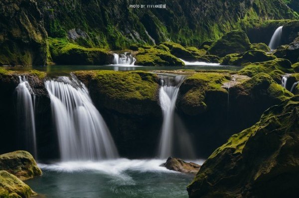 跟着圣玉去旅行，做一个水姑娘